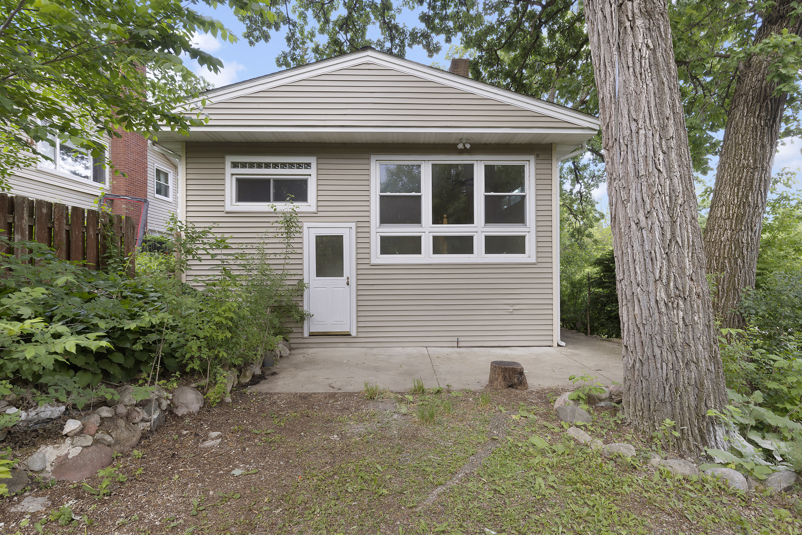 Homes for sale in Fox River Grove, IL | 8717 Gardner Rd, Fox River Grove, IL 60021 | MLS# 12663592