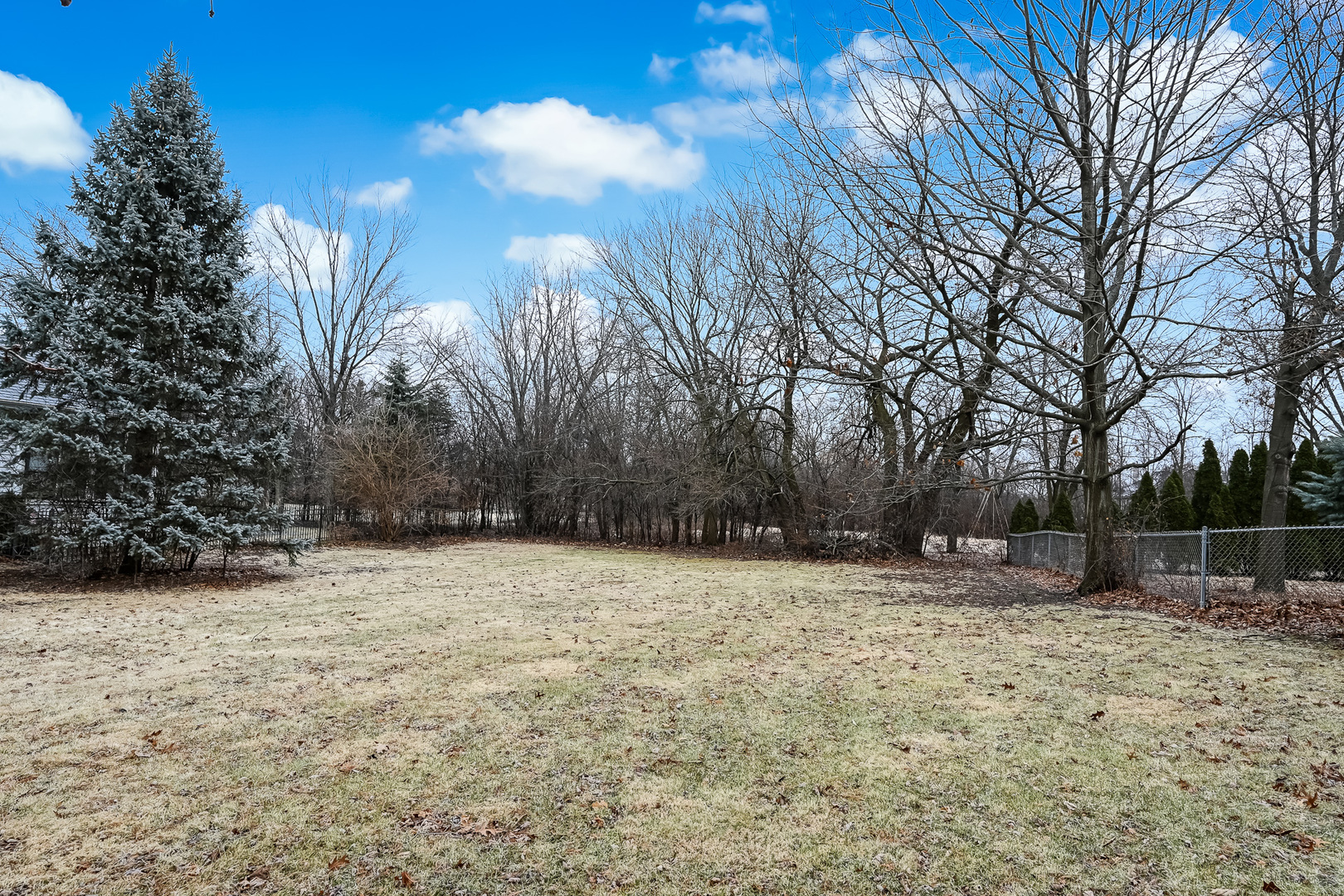 Homes for sale in Willowbrook, IL | 1351 S Ridge Rd, Willowbrook, IL 60527 | MLS# 12663649