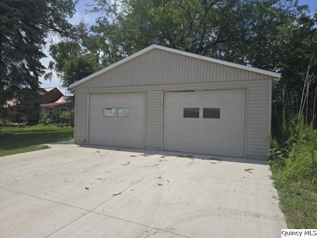 Homes for sale in Sciota, IL | 212 E Douglas, Sciota, IL 61475 | MLS# 12663654