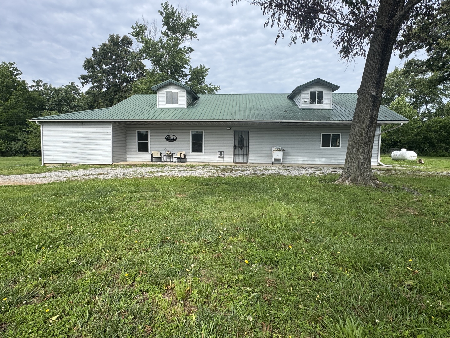 Homes for sale in Cisne, IL | 1669 Us Hwy 45 Hwy, Cisne, IL 62823 | MLS# 12663662
