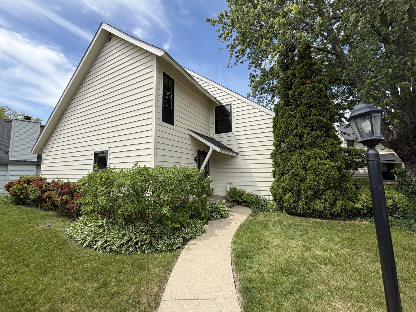 Homes for sale in Gurnee, IL | 661 Mitchell Ct #661, Gurnee, IL 60031 | MLS# 12663669