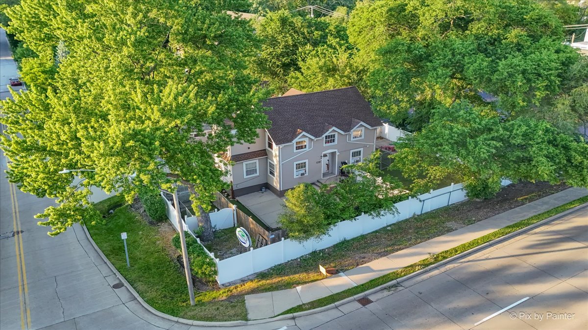 Homes for sale in Palatine, IL | 842 W Northwest Hwy, Palatine, IL 60067 | MLS# 12663833