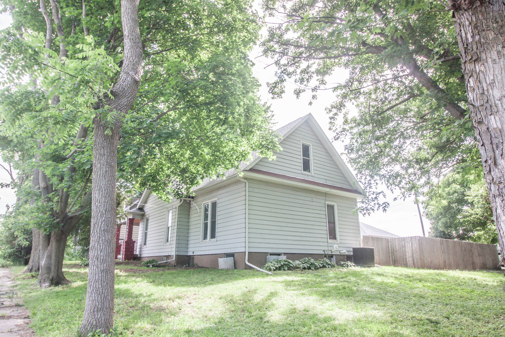 Homes for sale in Orion, IL | 908 4Th St, Orion, IL 61273 | MLS# 12663849