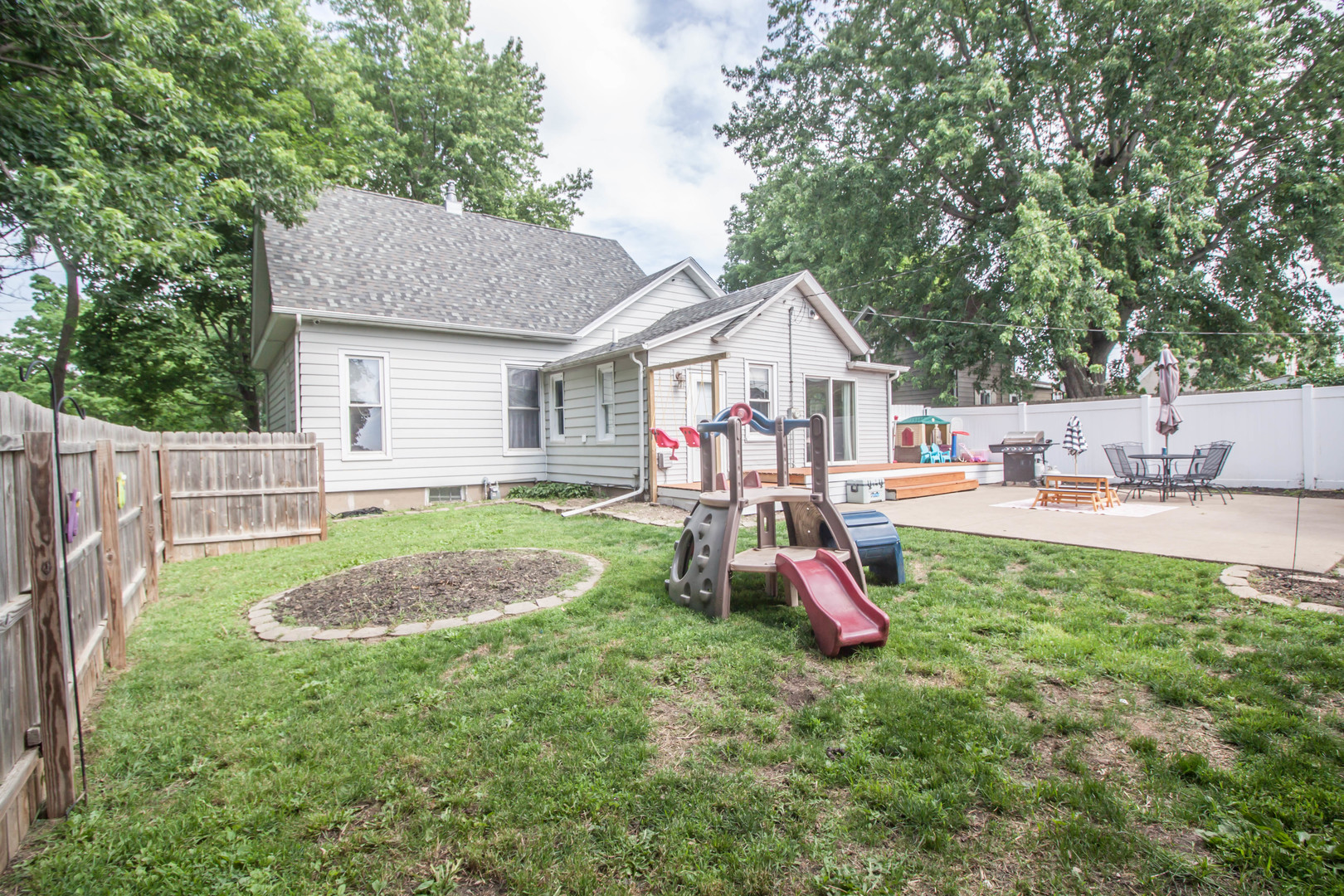 Homes for sale in Orion, IL | 908 4Th St, Orion, IL 61273 | MLS# 12663849