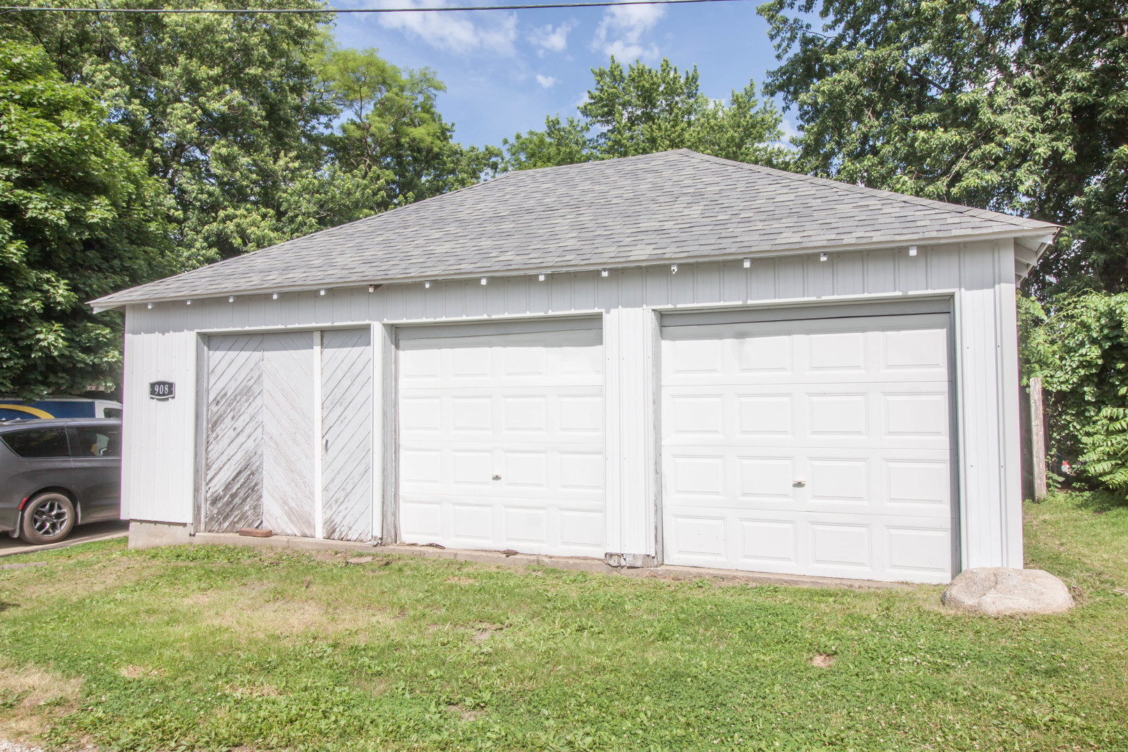 Homes for sale in Orion, IL | 908 4th St, Orion, IL 61273 | MLS# 12663849
