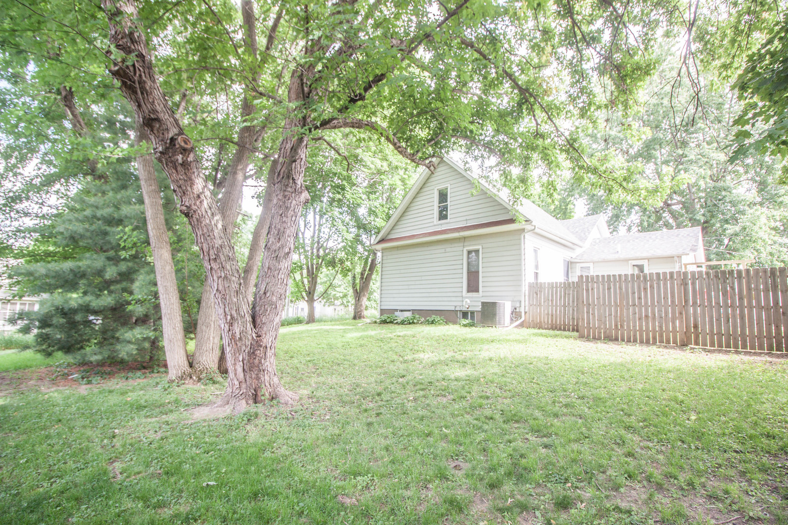 Homes for sale in Orion, IL | 908 4Th St, Orion, IL 61273 | MLS# 12663849