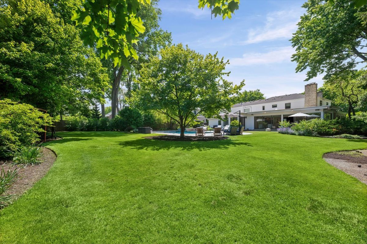 Homes for sale in Glencoe, IL | 911 Oak Dr, Glencoe, IL 60022 | MLS# 12663887