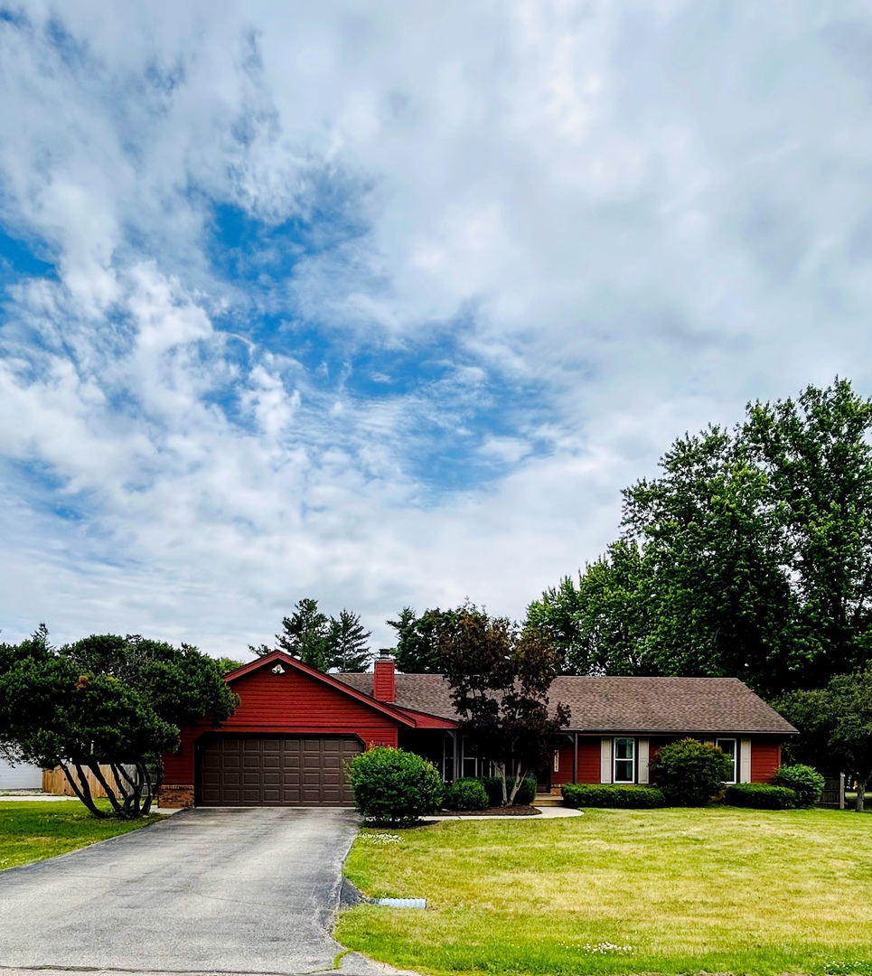 Homes for sale in South Beloit, IL | 14521 Leo Ln, South Beloit, IL 61080 | MLS# 12663901