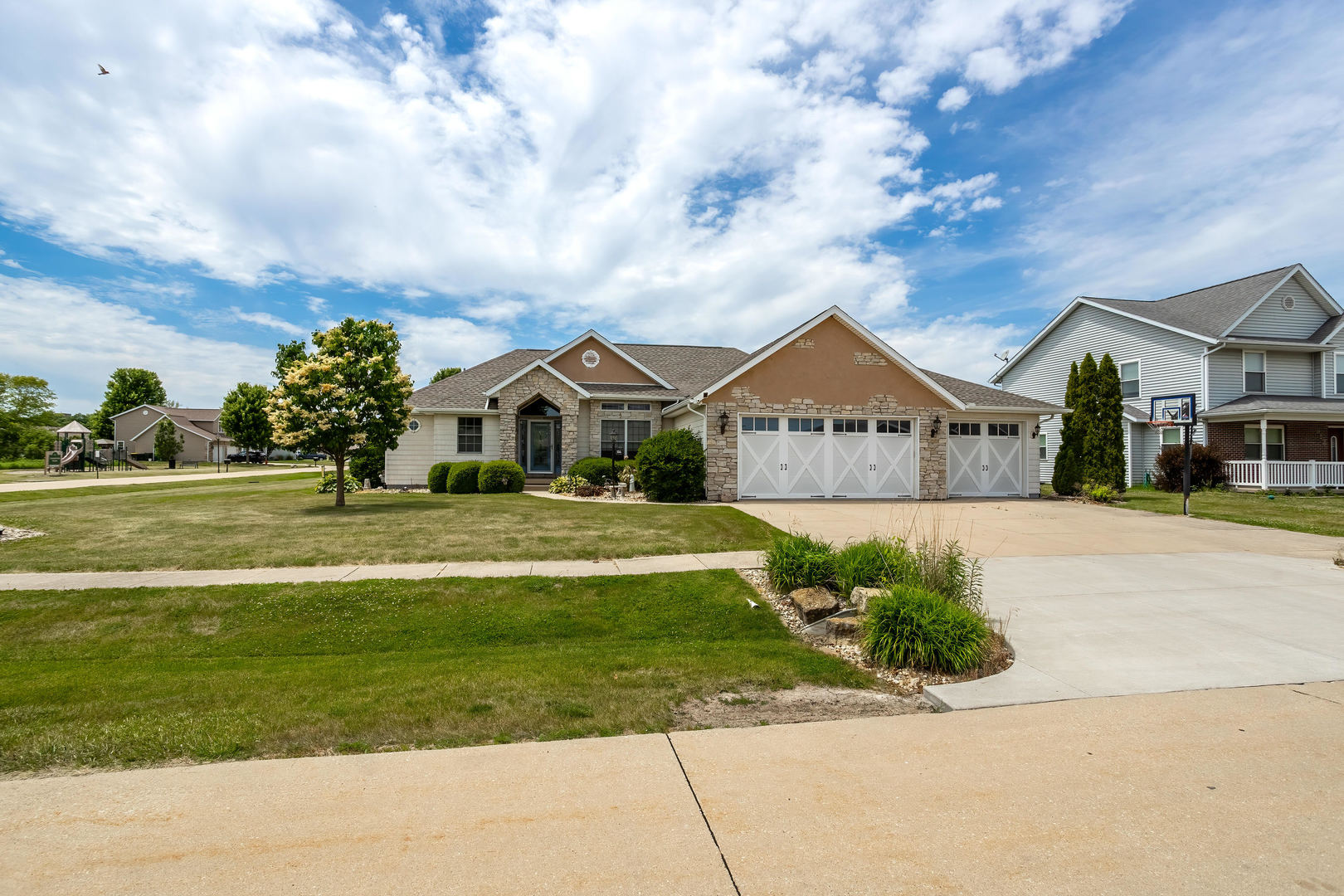 Homes for sale in Geneseo, IL | 155 Dragonfly Cir, Geneseo, IL 61254 | MLS# 12663941