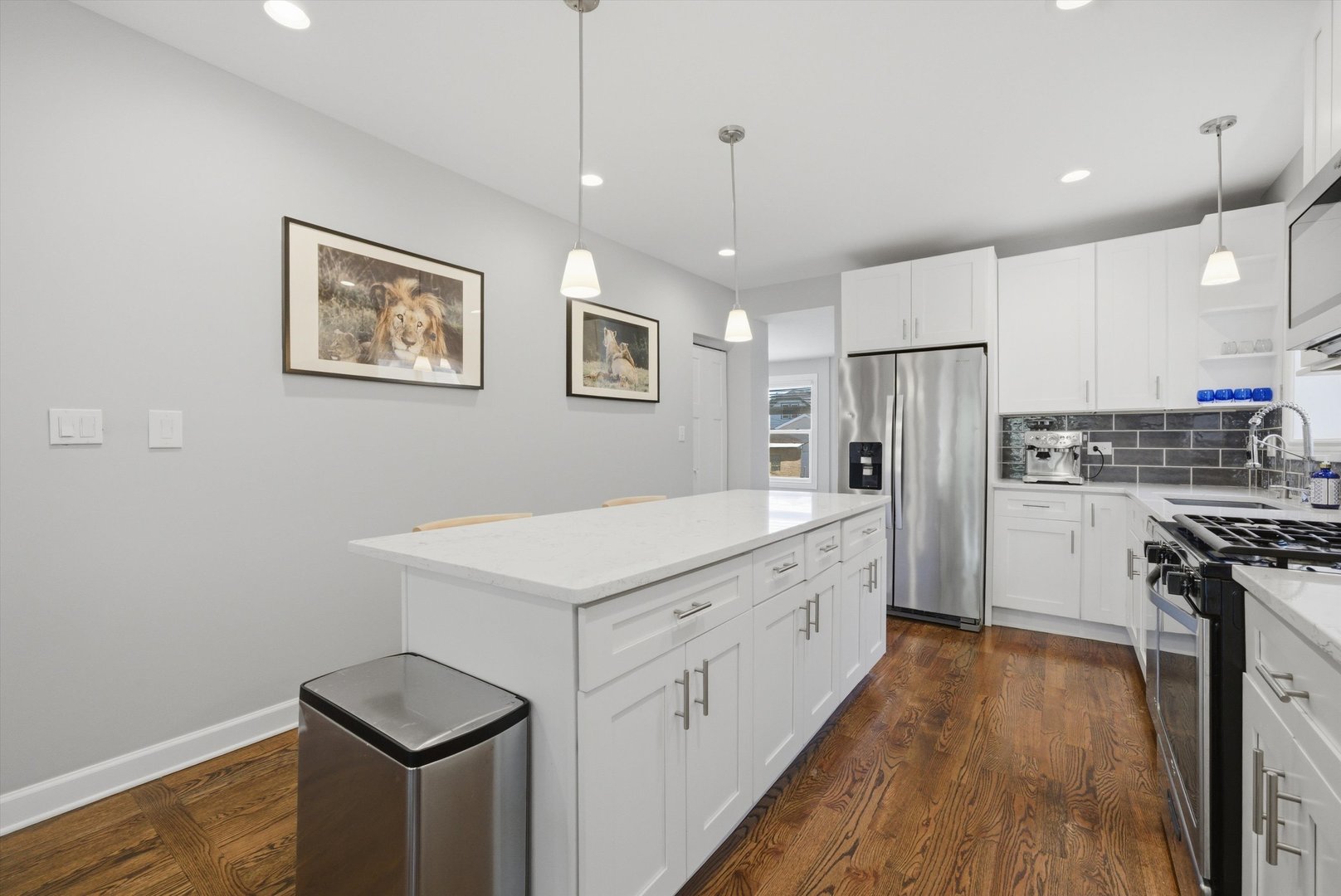 Homes for sale in Berwyn, IL | 1423 Ridgeland Ave, Berwyn, IL 60402 | MLS# 12663968
