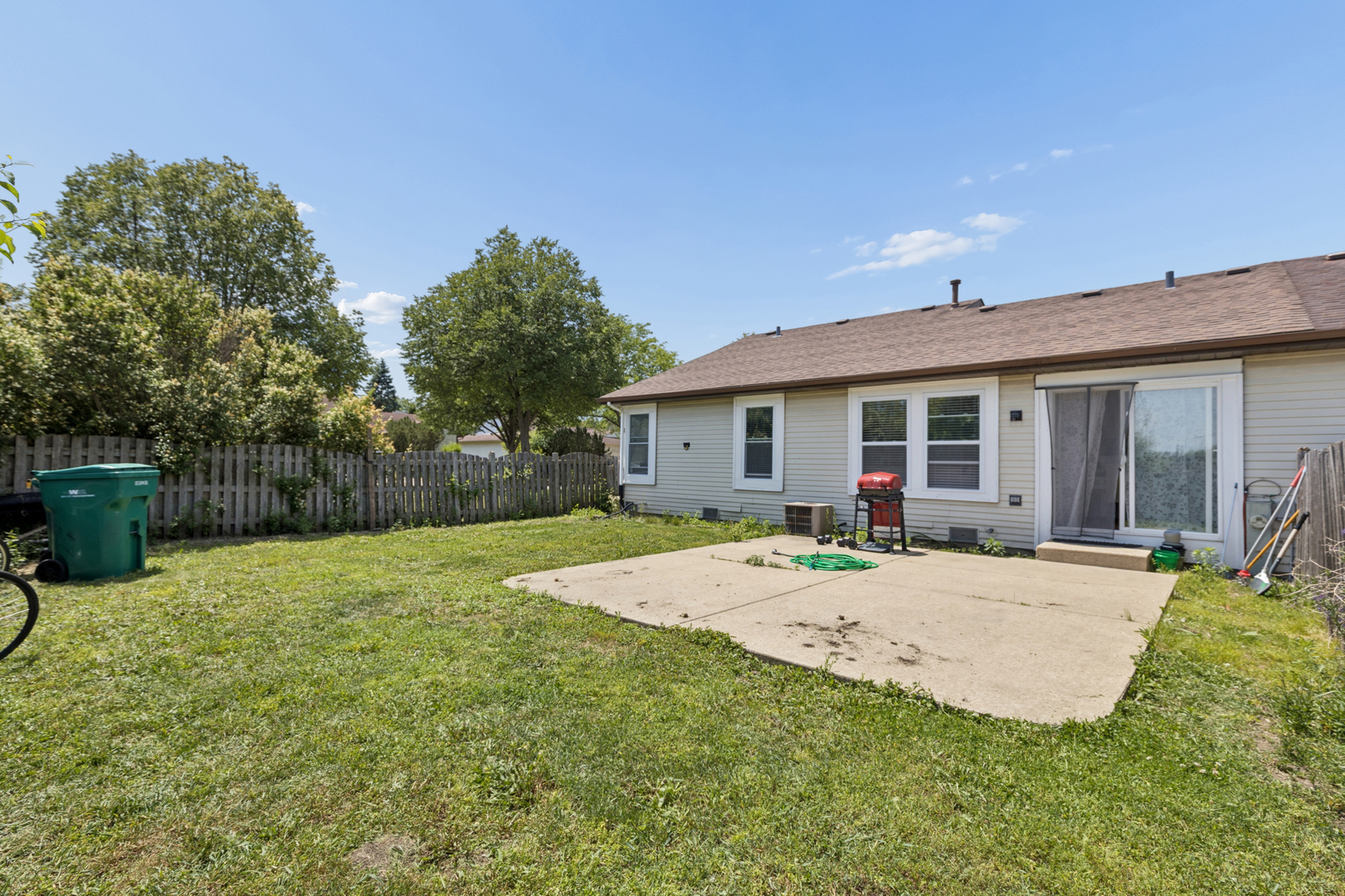 Homes for sale in Buffalo Grove, IL | 500 Lyon Dr, Buffalo Grove, IL 60089 | MLS# 12663998