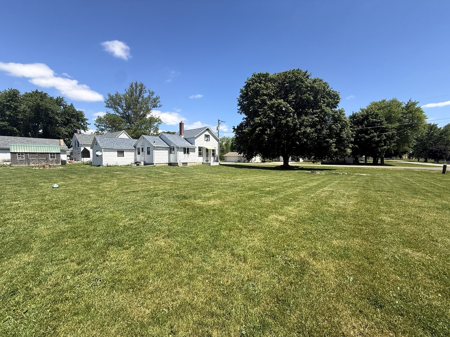 Homes for sale in Eldena, IL | 1285 Hickory St, Eldena, IL 61324 | MLS# 12664082