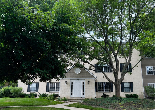 Homes for sale in Libertyville, IL | 142 E Winchester Rd #C, Libertyville, IL 60048 | MLS# 12664084