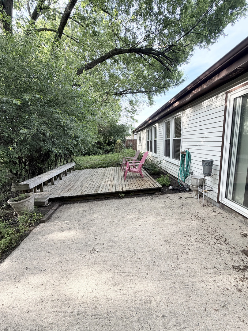 Homes for sale in Bloomingdale, IL | 228 Harvard Ln, Bloomingdale, IL 60108 | MLS# 12664155