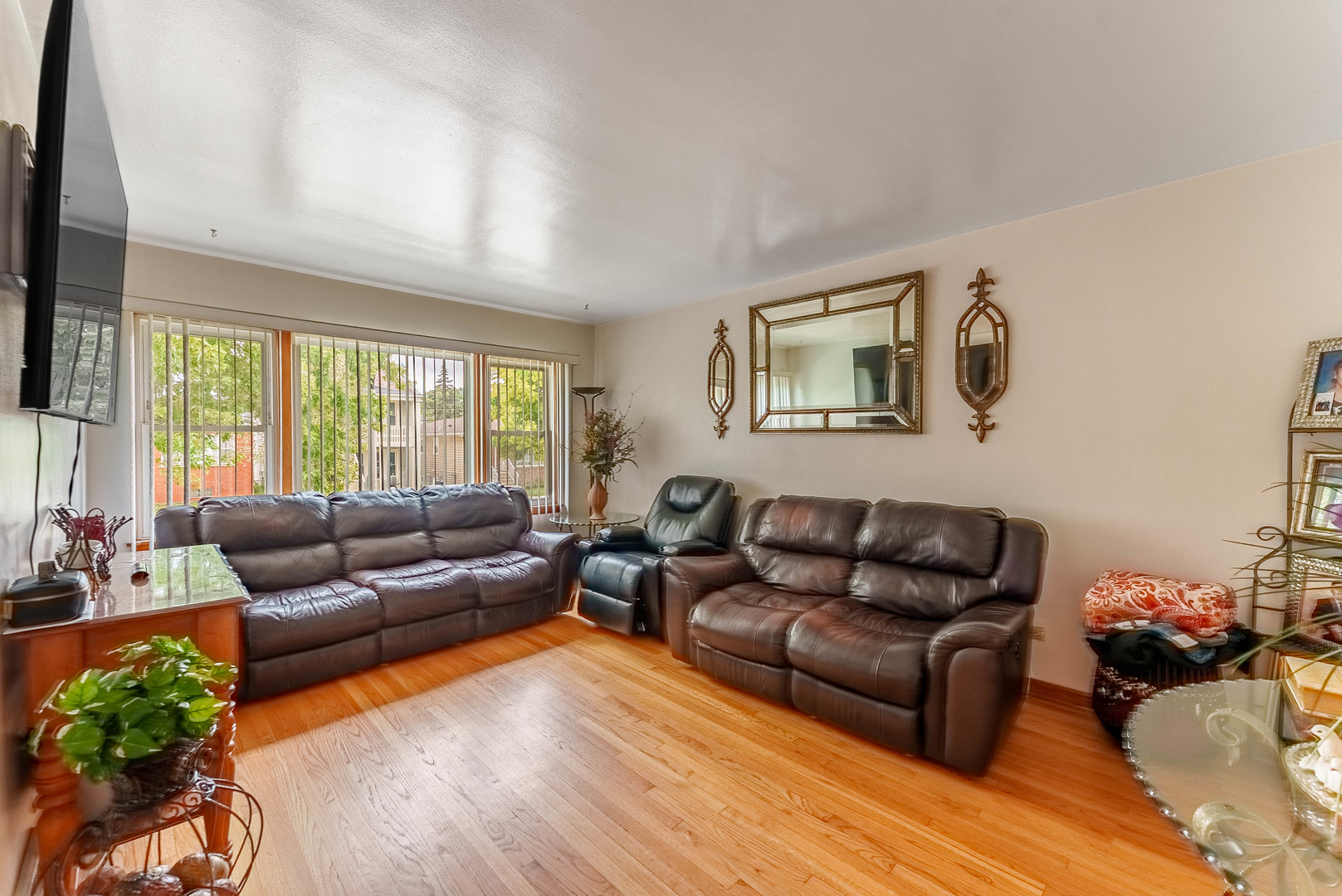 Homes for sale in Berwyn, IL | 2834 Highland Ave, Berwyn, IL 60402 | MLS# 12664207