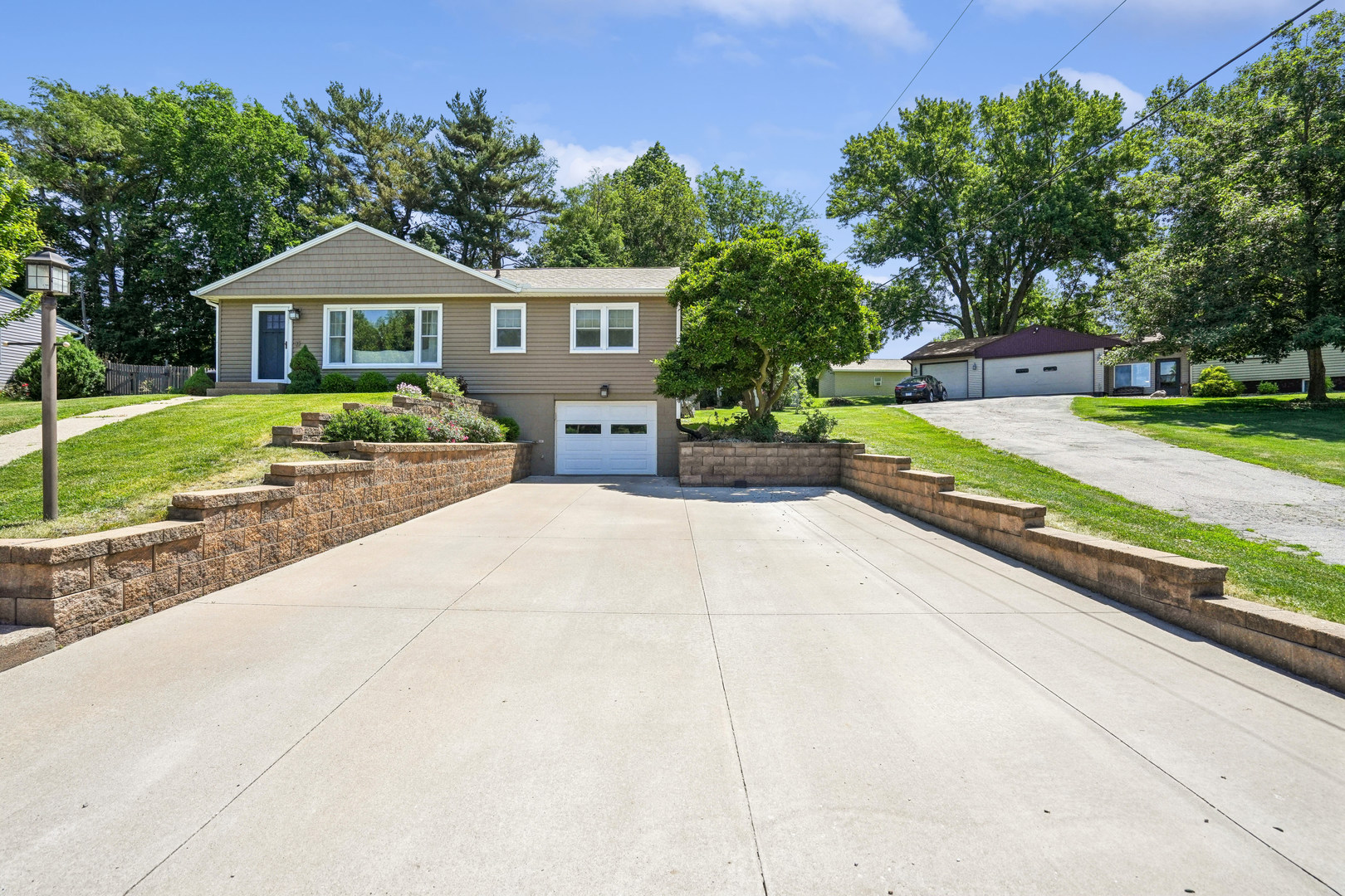 Homes for sale in Orion, IL | 1211 7Th St, Orion, IL 61273 | MLS# 12664241