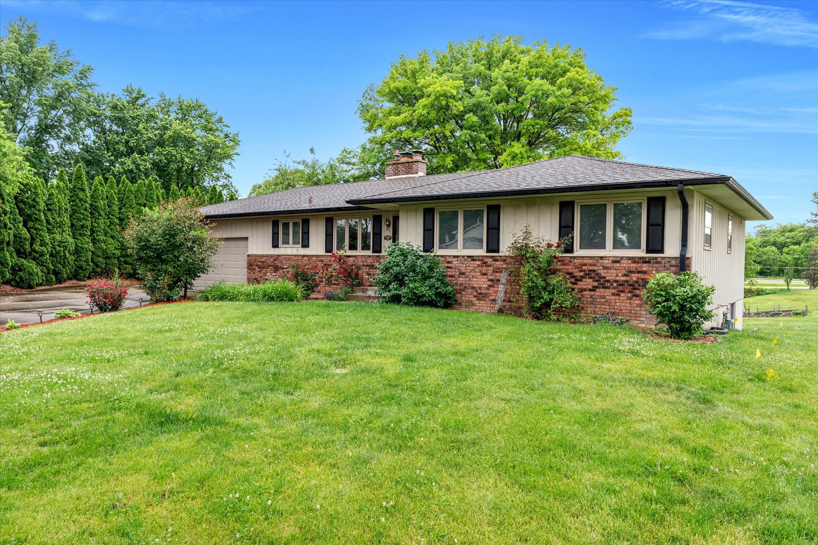 Homes for sale in Milan, IL | 11822 3Rd St, Milan, IL 61264 | MLS# 12664242