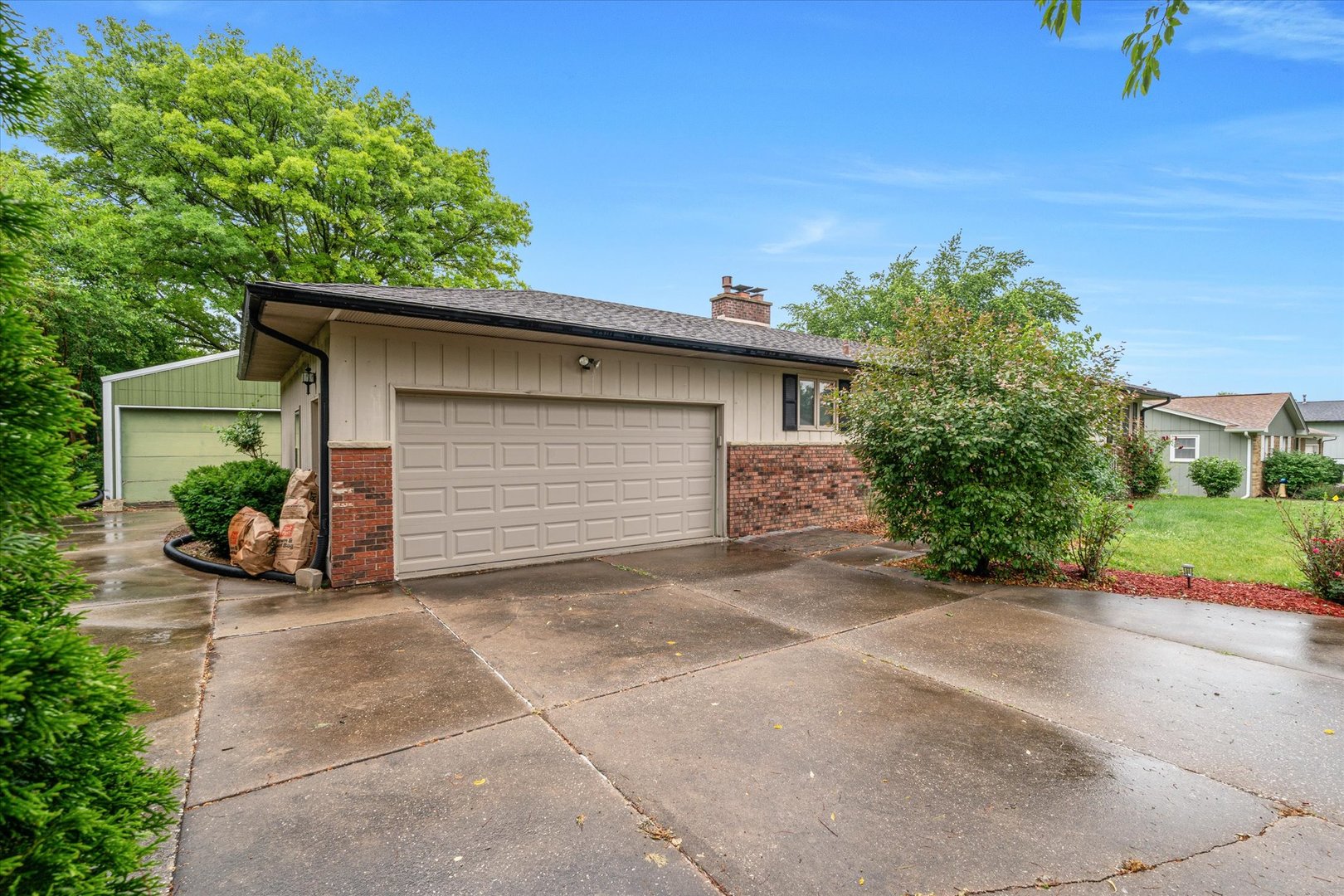 Homes for sale in Milan, IL | 11822 3Rd St, Milan, IL 61264 | MLS# 12664242