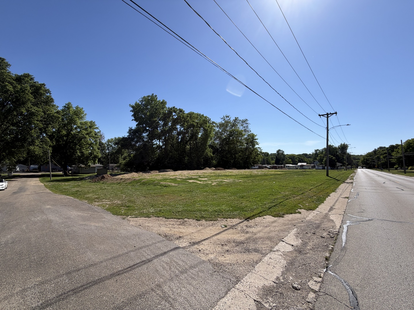 Homes for sale in Danville, IL | 1324 W Williams St, Danville, IL 61832 | MLS# 12664257