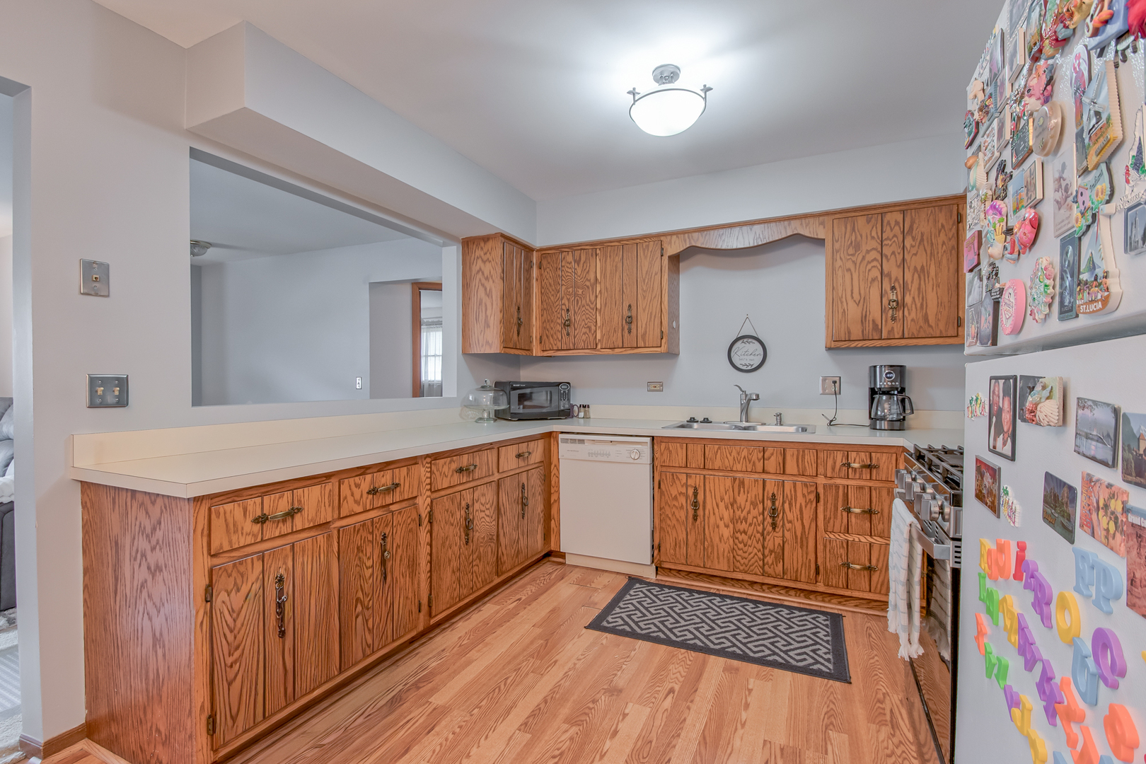 Homes for sale in Crest Hill, IL | 2512 Live Oak Dr, Crest Hill, IL 60403 | MLS# 12664361