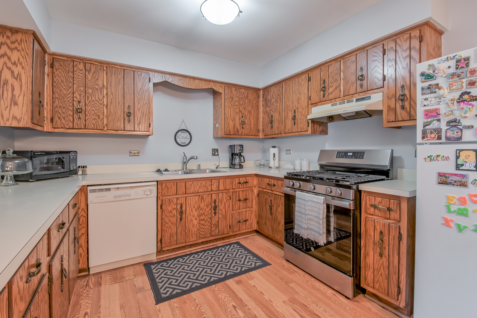 Homes for sale in Crest Hill, IL | 2512 Live Oak Dr, Crest Hill, IL 60403 | MLS# 12664361