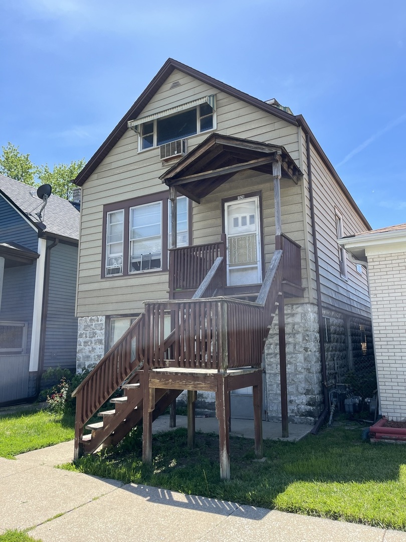 Homes for sale in Berwyn, IL | 1528 Euclid Ave, Berwyn, IL 60402 | MLS# 12664364