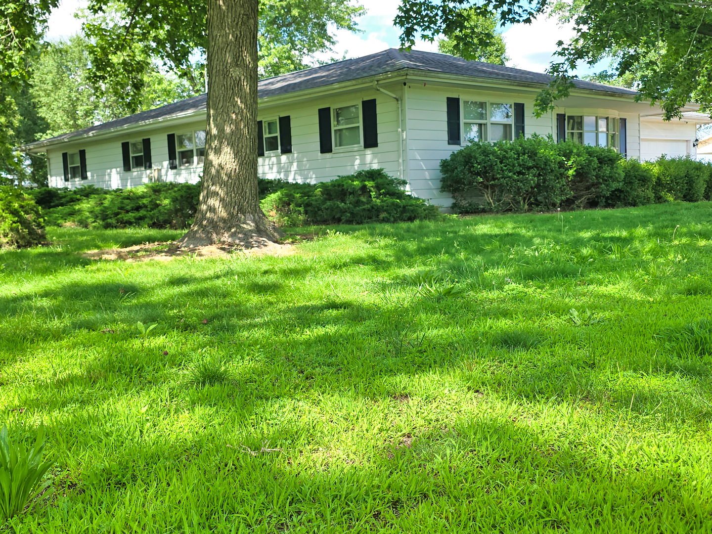 Homes for sale in Noble, IL | 220 Oak St, Noble, IL 62868 | MLS# 12664445