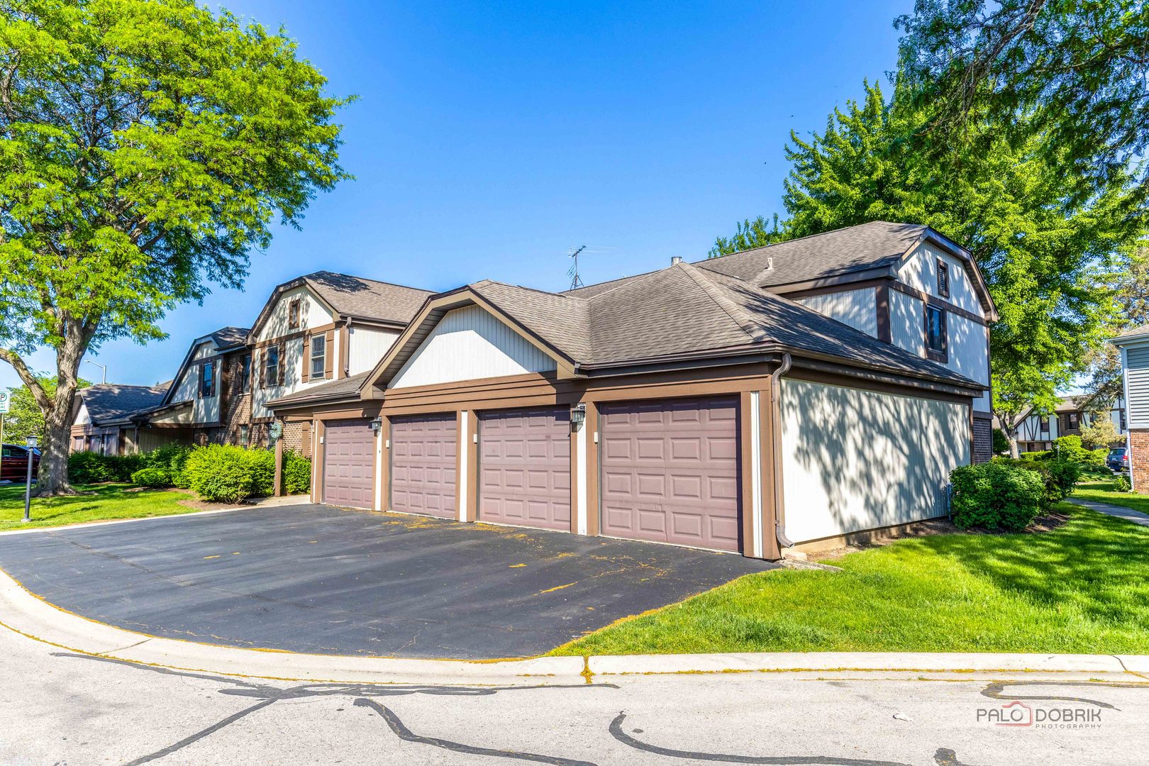 Homes for sale in Schaumburg, IL | 369 Southbury Ct #D2, Schaumburg, IL 60193 | MLS# 12664468
