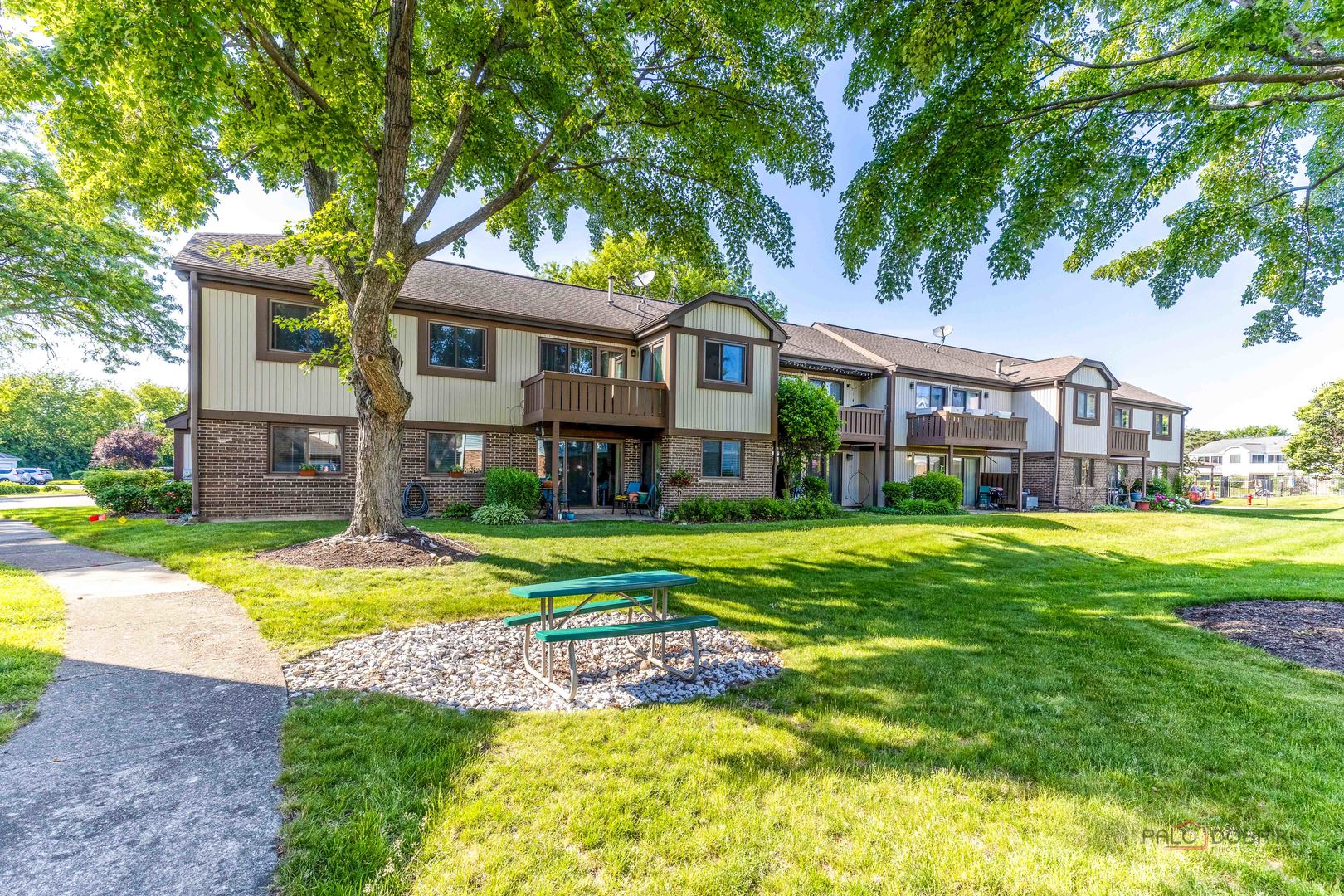 Homes for sale in Schaumburg, IL | 369 Southbury Ct #D2, Schaumburg, IL 60193 | MLS# 12664468