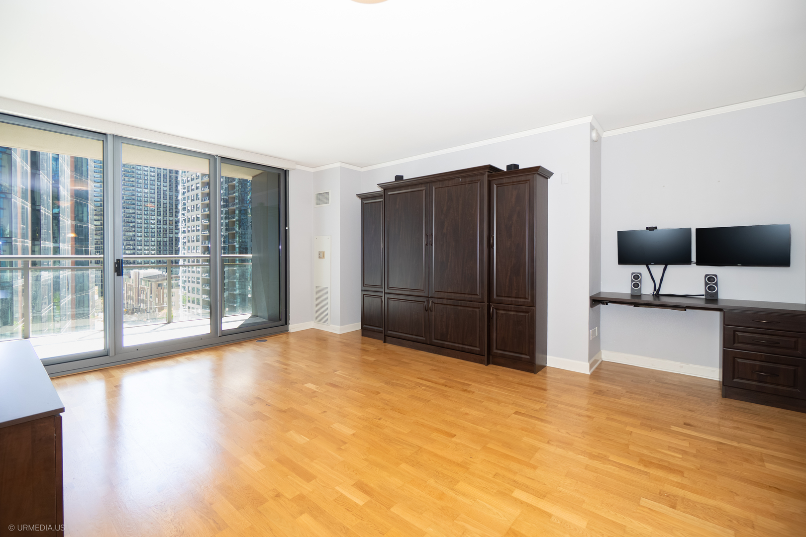 Homes for sale in Chicago, IL | 450 E Waterside Dr #707, Chicago, IL 60601 | MLS# 12664523