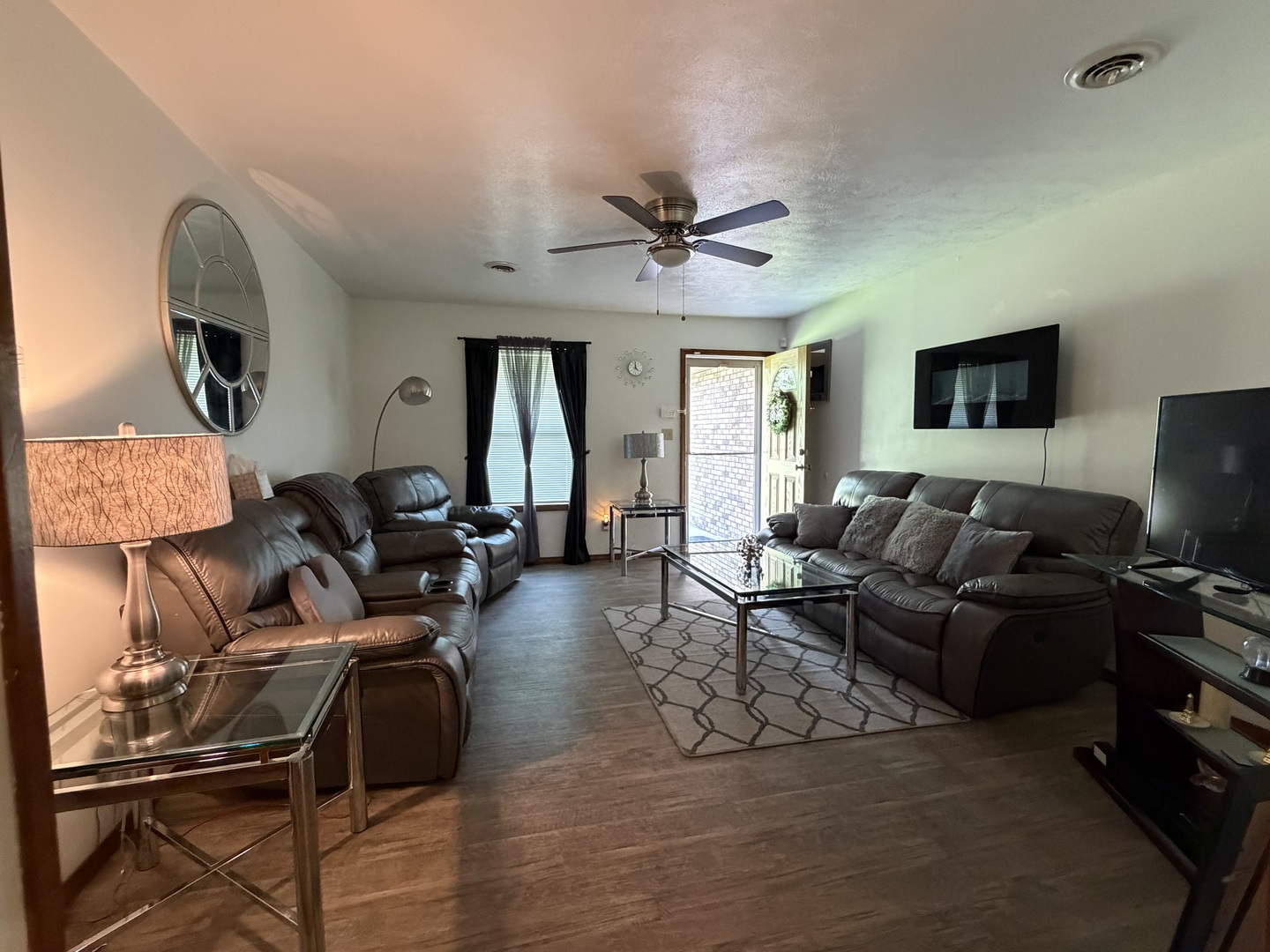 Homes for sale in Murphysboro, IL | 2112 Illinois Ave, Murphysboro, IL 62966 | MLS# 12664559