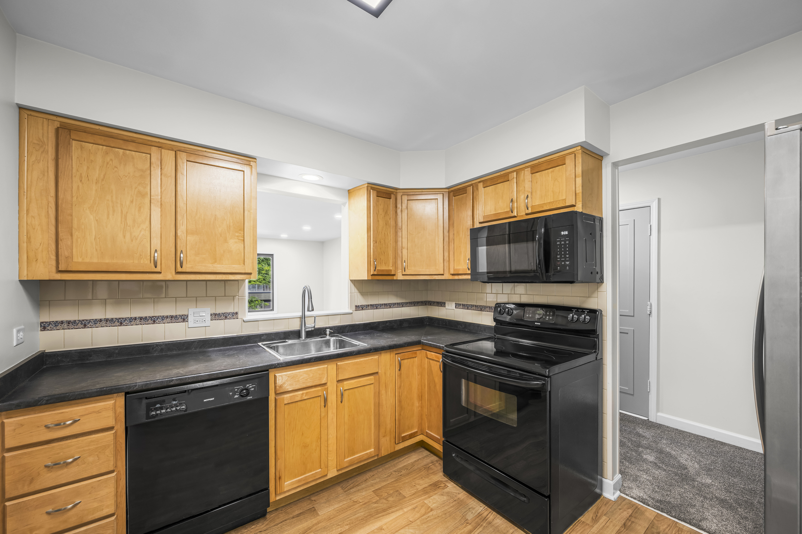 Homes for sale in Palatine, IL | 1365 N Sterling Ave #211C, Palatine, IL 60067 | MLS# 12664599