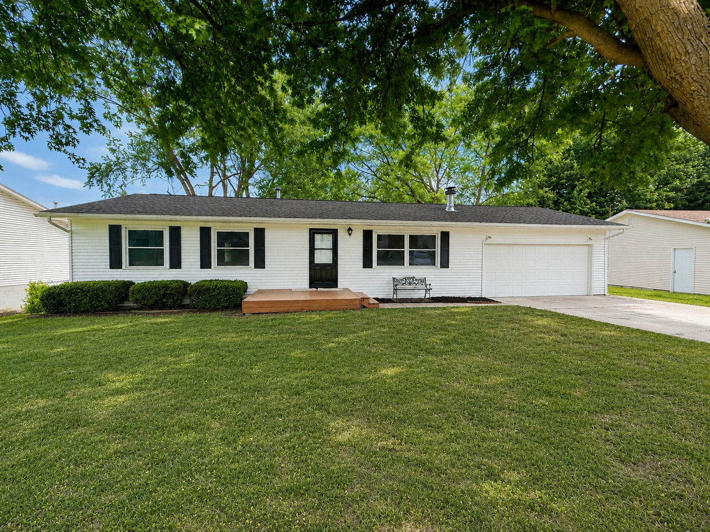 Homes for sale in Orion, IL | 120 Henry Dr, Orion, IL 61273 | MLS# 12664618