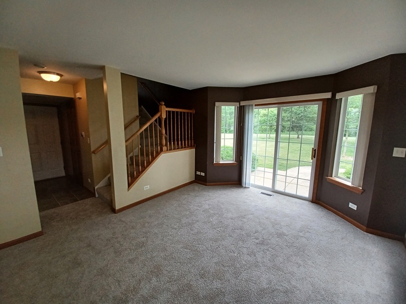 Homes for sale in Oswego, IL | 661 Lincoln Station Dr, Oswego, IL 60543 | MLS# 12664886