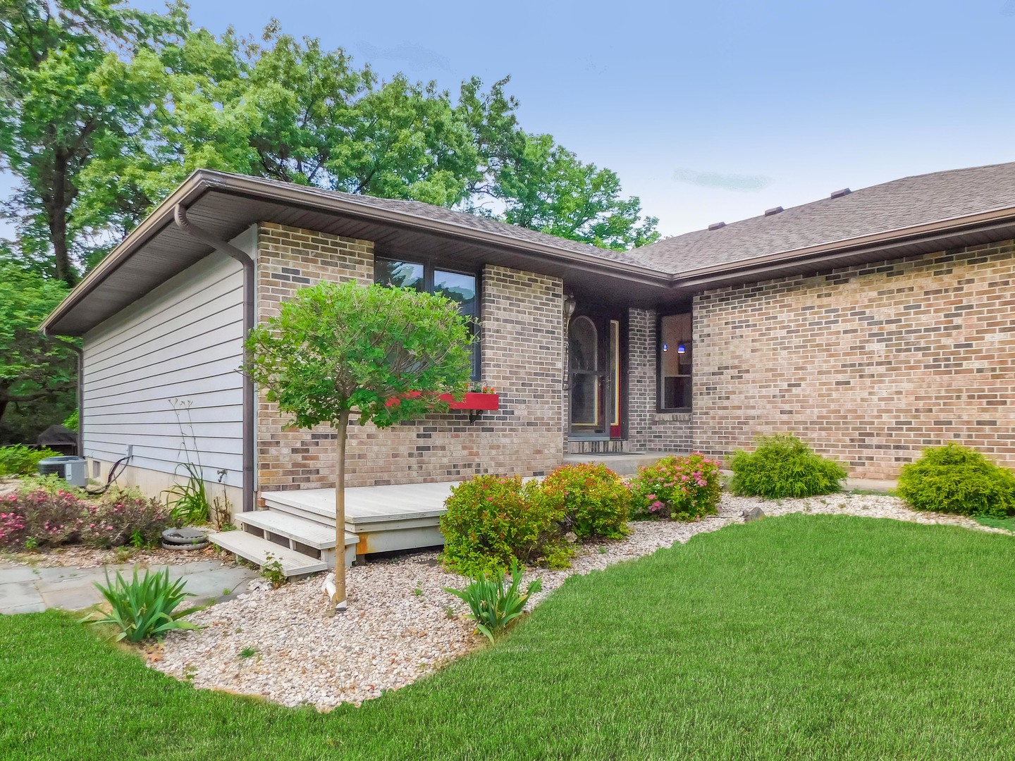 Homes for sale in Rockton, IL | 527 Trading Post Trl #2, Rockton, IL 61072 | MLS# 12664939
