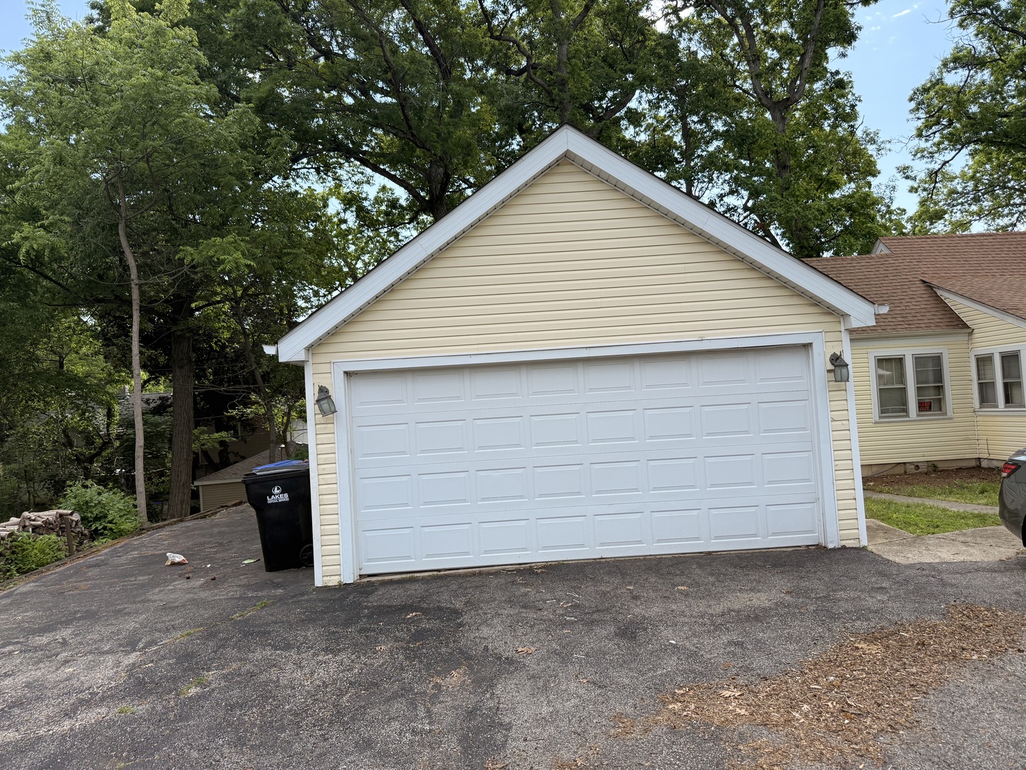 Homes for sale in Mc Henry, IL | 2816 Magellan Dr, Mc Henry, IL 60051 | MLS# 12665004