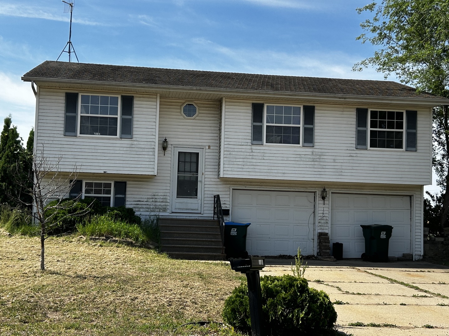 Homes for sale in Rock Falls, IL | 1207 W 23rd St, Rock Falls, IL 61071 | MLS# 12665024