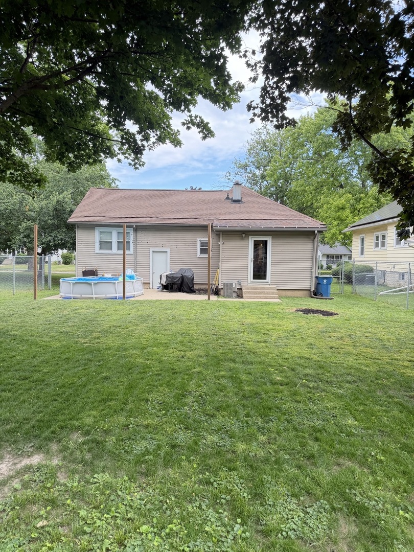 Homes for sale in Pontiac, IL | 613 W Henry St, Pontiac, IL 61764 | MLS# 12665098