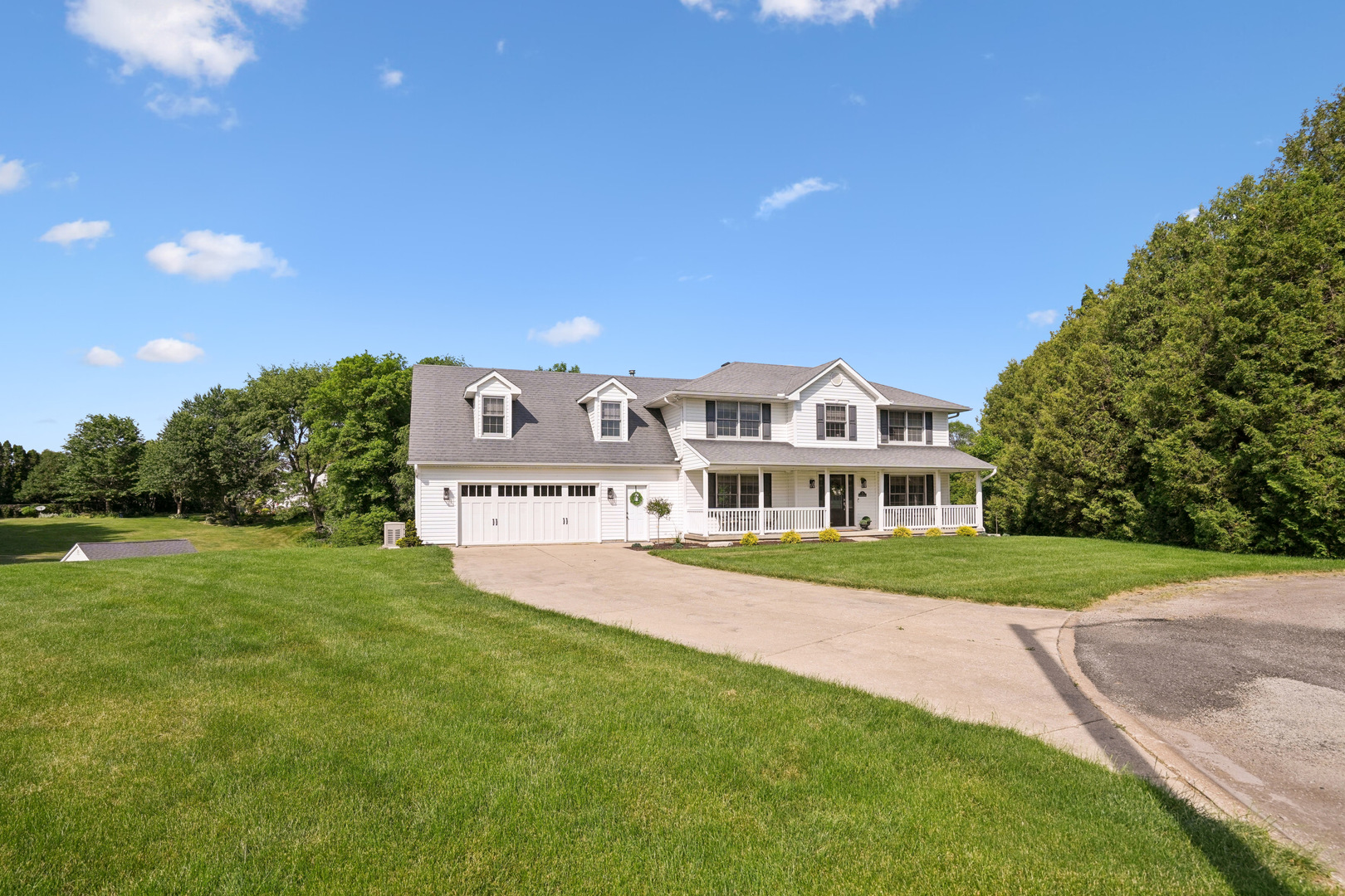 Homes for sale in Geneseo, IL | 71 Hickory Ct, Geneseo, IL 61254 | MLS# 12665147