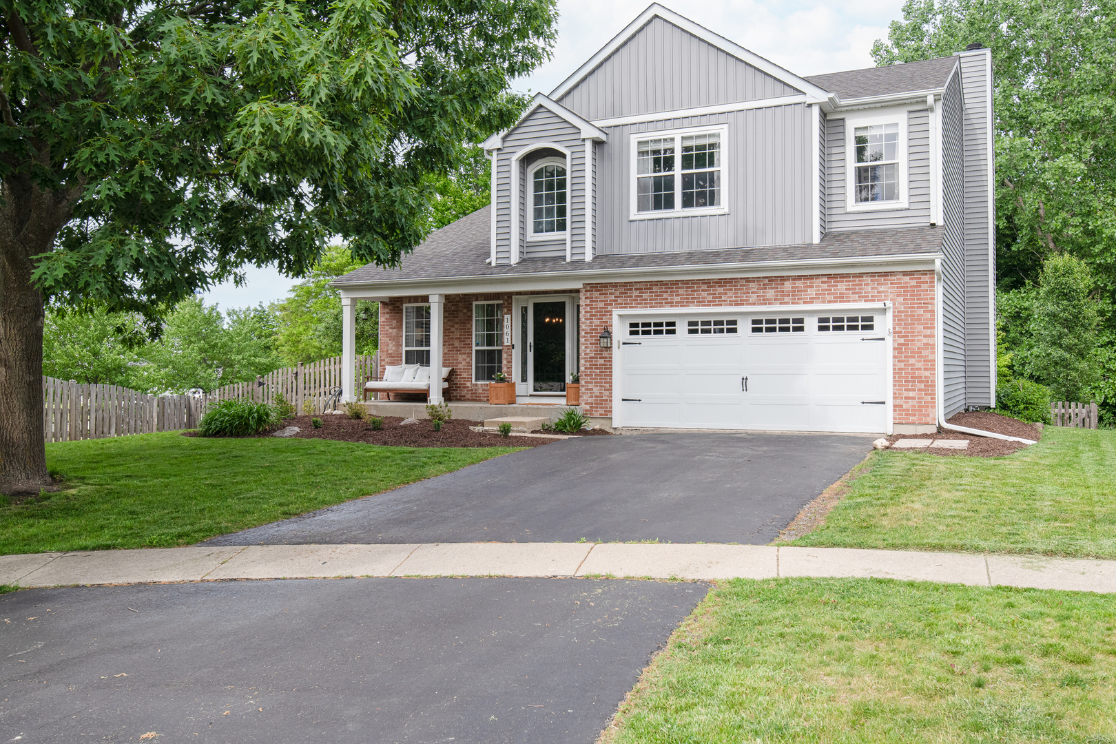 Homes for sale in Lake Villa, IL | 1061 Painted Lake Ct, Lake Villa, IL 60046 | MLS# 12665205