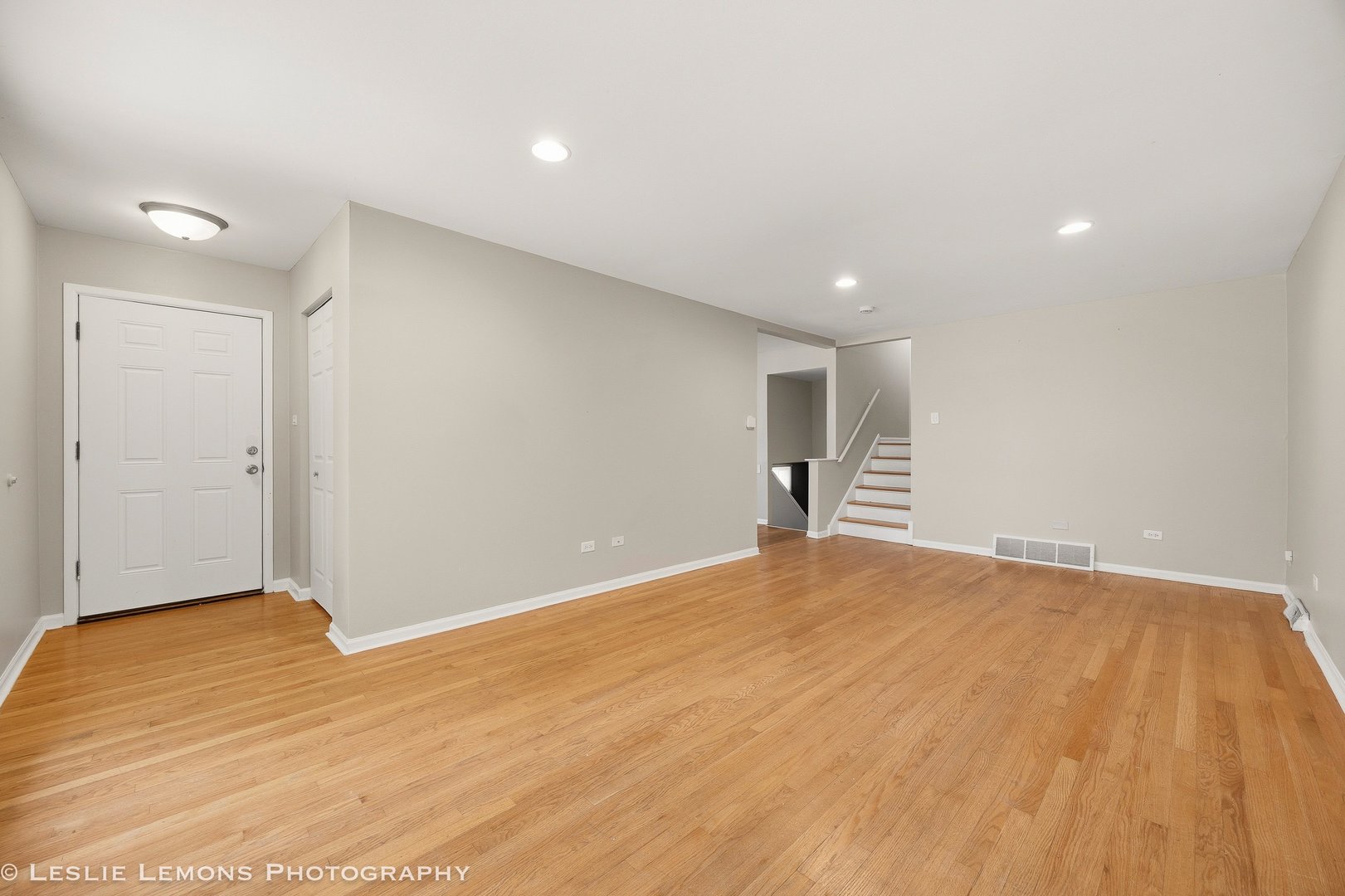 Homes for sale in Oak Forest, IL | 16388 Terry Ln, Oak Forest, IL 60452 | MLS# 12665321