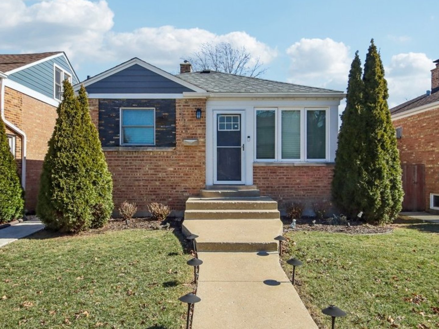 Homes for sale in River Grove, IL | 2535 West St, River Grove, IL 60171 | MLS# 12665337