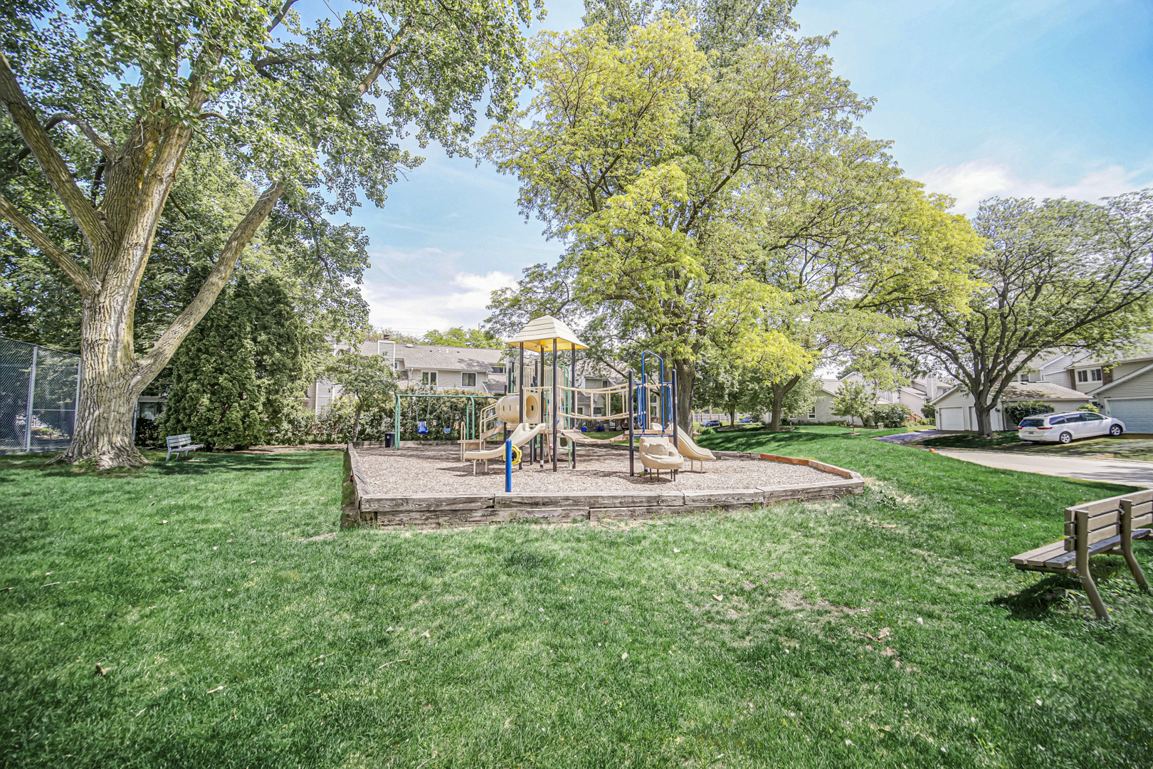 Homes for sale in Naperville, IL | 5s027 Pebble Beach Ct, Naperville, IL 60563 | MLS# 12665339