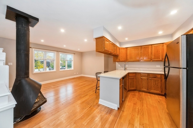 Homes for sale in Deerfield, IL | 608 Inverrary Ln #608, Deerfield, IL 60015 | MLS# 12665363