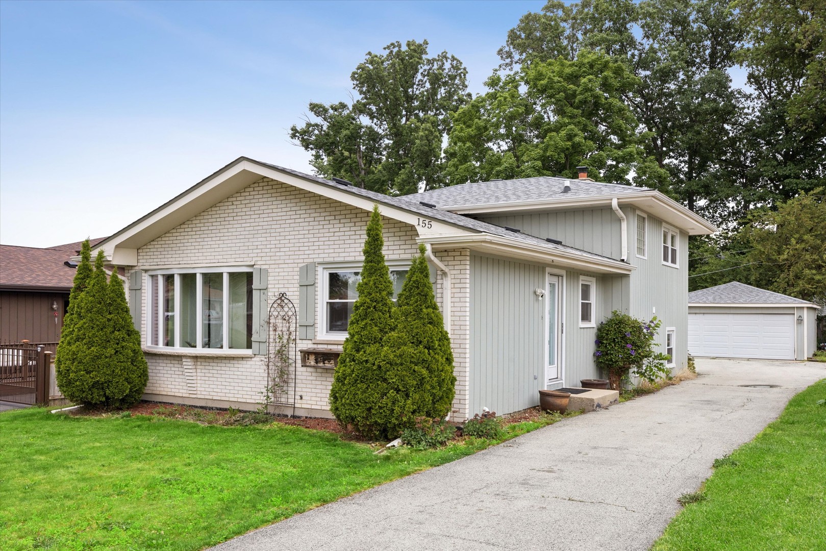 Homes for sale in Wood Dale, IL | 155 Ash Ave, Wood Dale, IL 60191 | MLS# 12665427