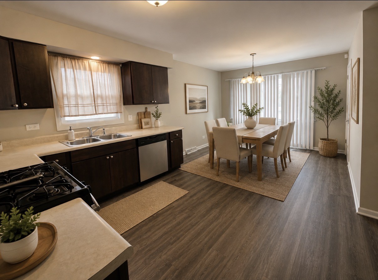 2nd image of 520 Calhoun Ave, Calumet City, IL 60409 | MLS# 12665446