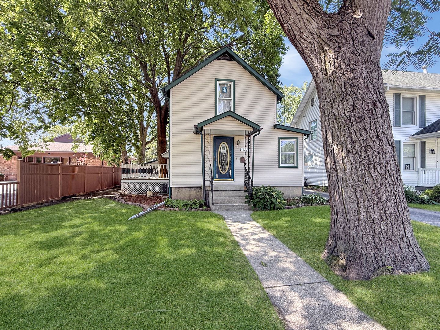 Homes for sale in Rantoul, IL | 420 E Congress Ave, Rantoul, IL 61866 | MLS# 12665487