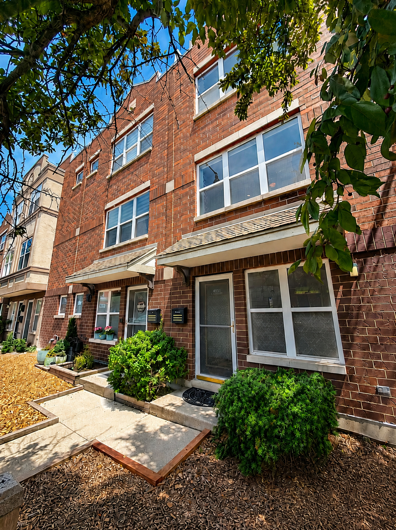 Homes for sale in Chicago, IL | 4851 N Pulaski Rd, Chicago, IL 60630 | MLS# 12665497