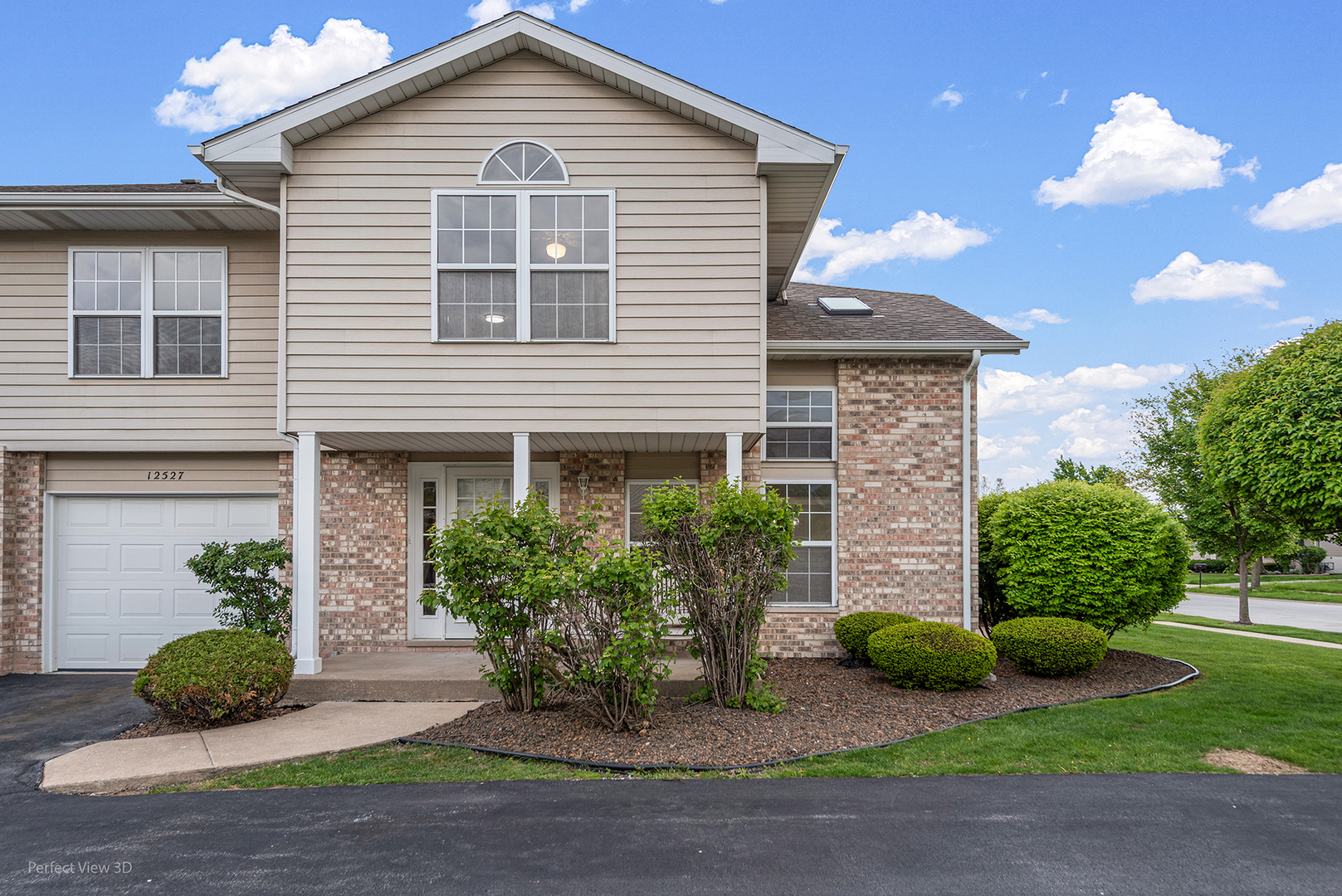 Homes for sale in Alsip, IL | 12527 S Central Park Ave, Alsip, IL 60803 | MLS# 12665567