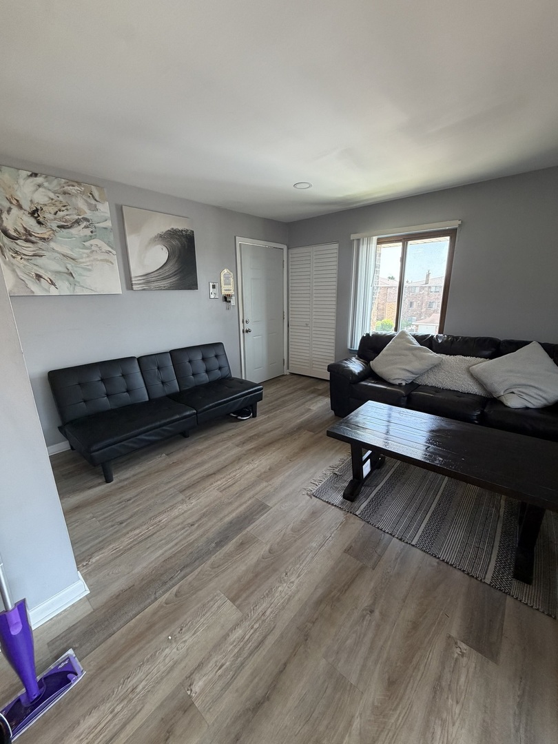 Homes for sale in Oak Forest, IL | 15716 Terrace Dr #3, Oak Forest, IL 60452 | MLS# 12665600